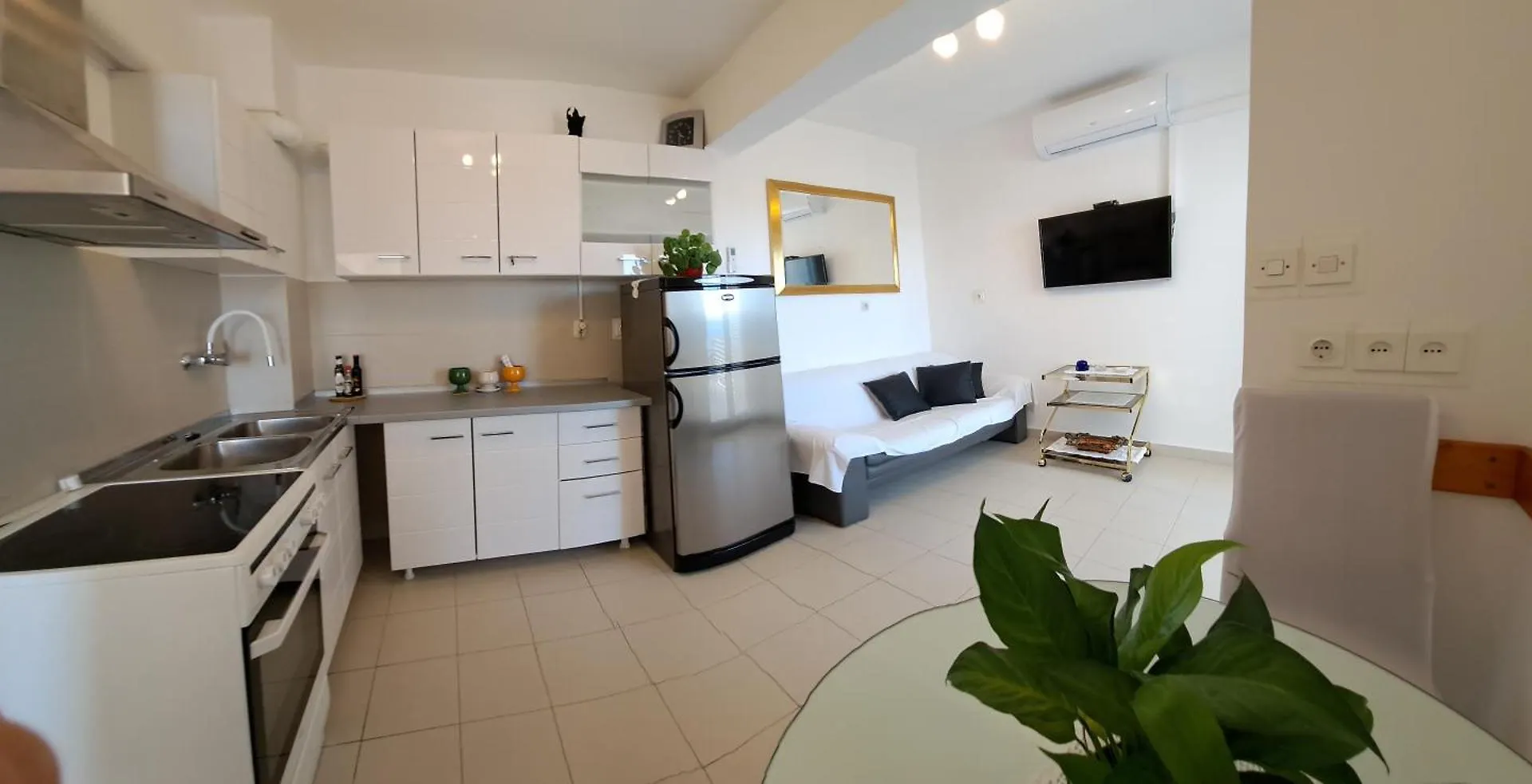 Apartments Angie - Marjan Hill Split